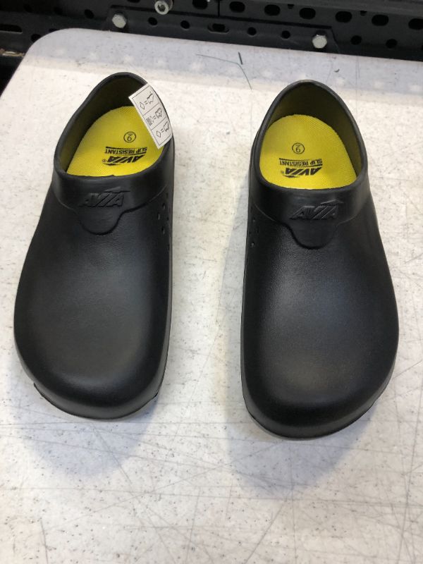 Photo 2 of Avia Flame Slip Resistant Clogs for Women, Slip On Work Shoes for Food Service, Garden, or Nursing - SIZE 9 - OPEN BOX -
