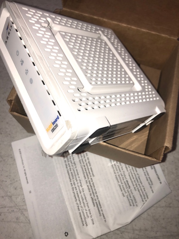 Photo 2 of REFURBISHED....ARRIS SURFboard SB8200 DOCSIS 3.1 Cable Modem | Approved for Comcast Xfinity, Cox, Charter Spectrum, & more | Two 1 Gbps Ports | 1 Gbps Max Internet Speeds | 4 OFDM Channels | 2 Year Warranty,White