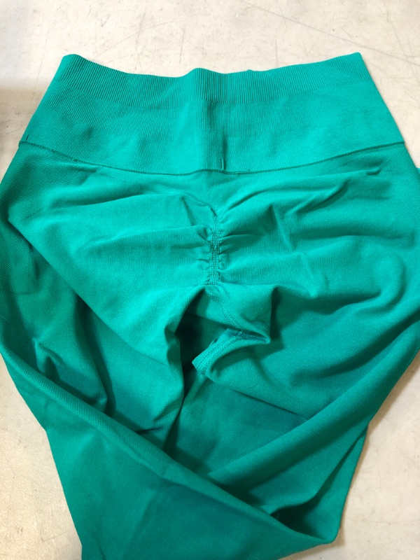 Photo 2 of 3CT VARIETY COLORS WOMENS LEGGINGS W/ RUCHED DETAIL ON THE BUTT - SIZE : UNKNOWN LOOKS LIKE A S/M