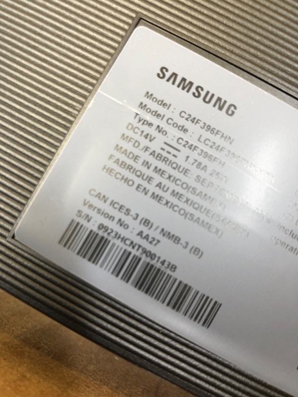 Photo 1 of SAMSUNG 23.5” CF396 Curved Computer Monitor, AMD FreeSync for Advanced Gaming, 4ms Response Time, Wide Viewing Angle, Ultra Slim Design, LC24F396FHNXZA, Black 24-Inch Curved DP/HDMI/1-Yr Warranty