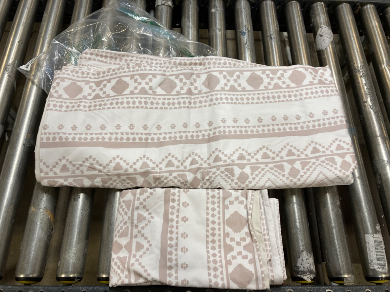 Photo 1 of 3 pc Bed Sheet Set