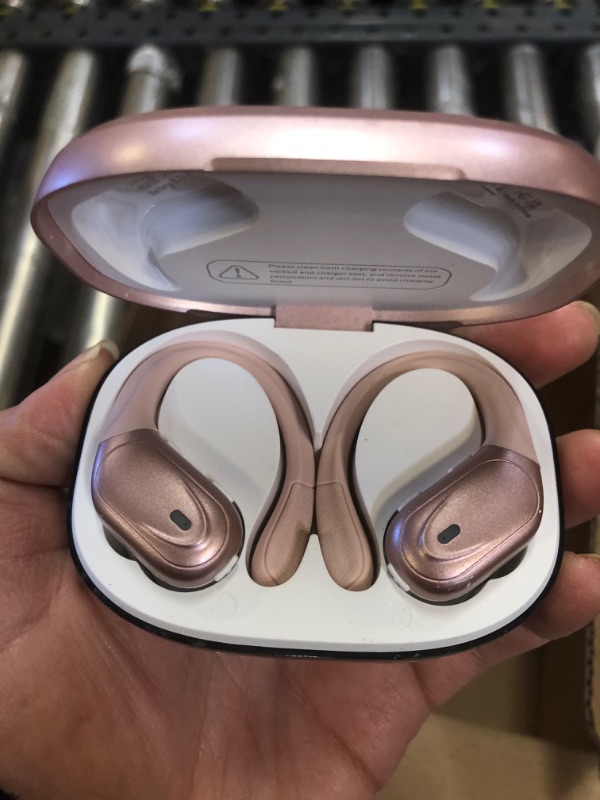 Photo 1 of WIRELESS EARPHONES PINK
USED - MISSING CHARGING CABLE