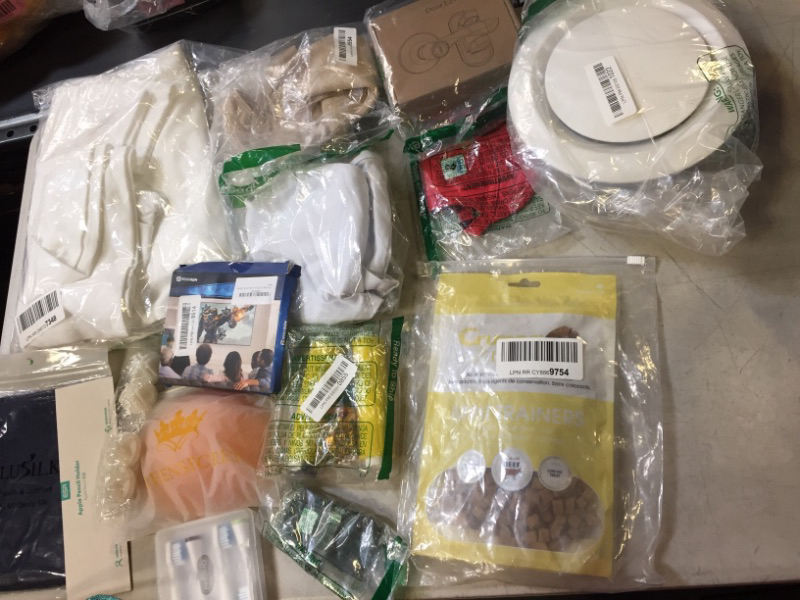 Photo 1 of 15 PCS MISC. ITEMS BAG LOT USED