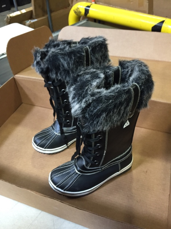 Photo 1 of DREAM PAIRS Women's Mid-Calf Waterproof Winter Snow Boots
SIZE 6