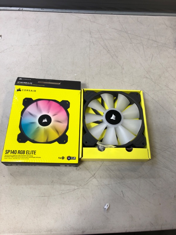 Photo 2 of CORSAIR iCUE SP140 RGB Elite Performance 140mm PWM Single Fan