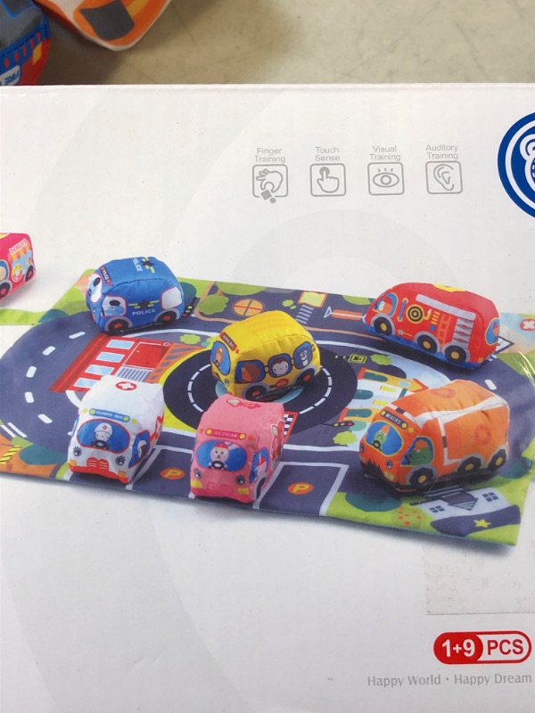 Photo 1 of CARS IN TOWN PLAYSET