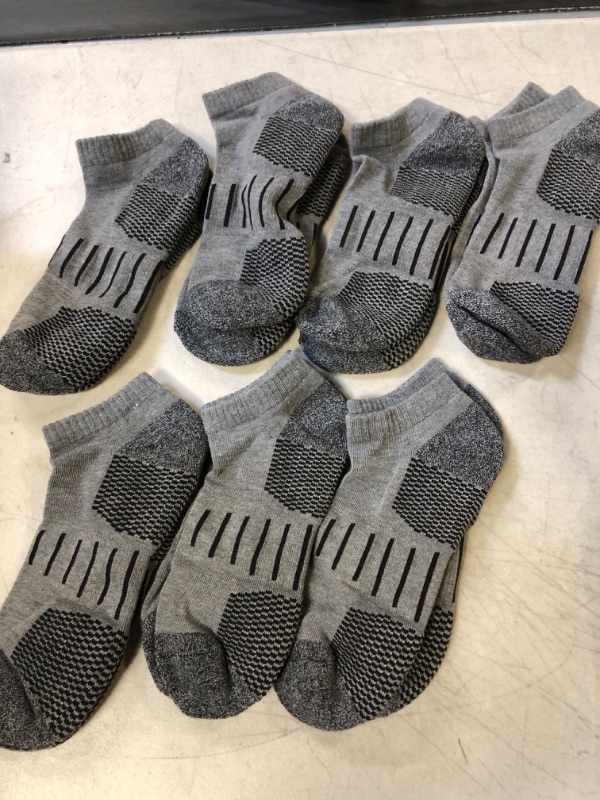 Photo 1 of 7 PCK GREY SOCKS SIZE 9 - 11