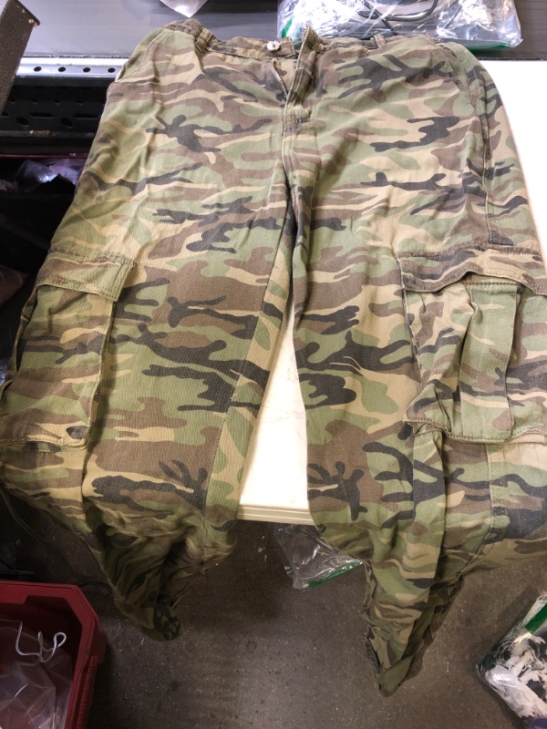 Photo 1 of CAMO CARGO JEANS SMALL 