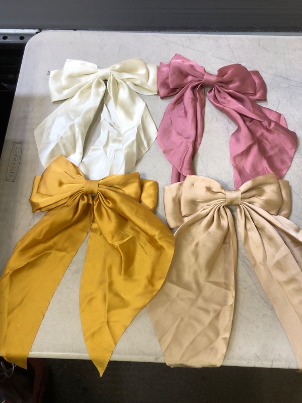 Photo 1 of 4 PCK LARGE HAIRCLIPS BOWS