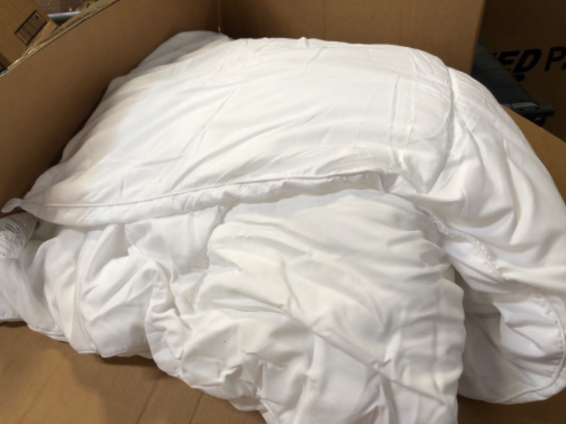 Photo 2 of 1pc--90X102 IN Alternative White Comforter 