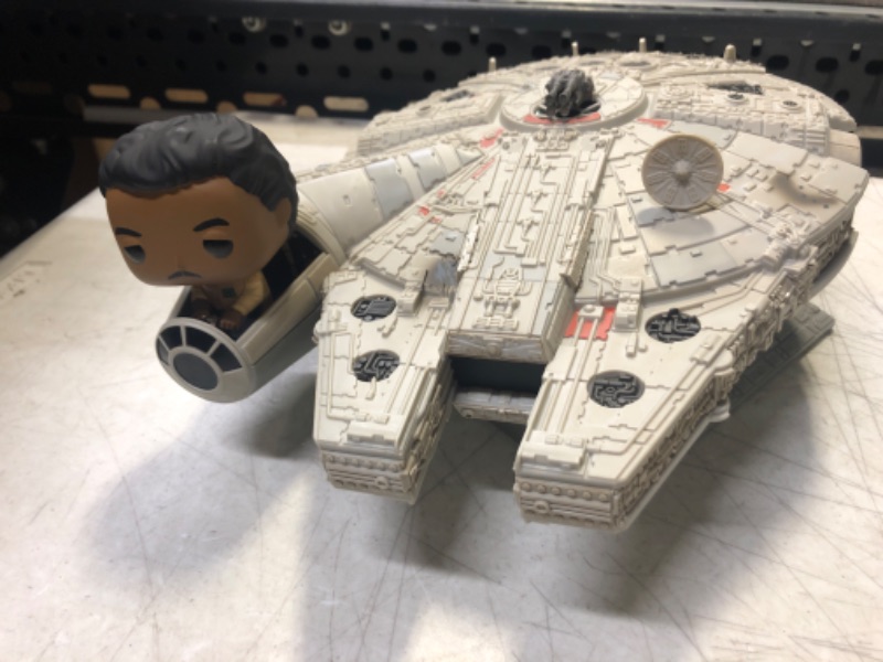 Photo 2 of Funko Pop! Ride Super Deluxe: Star Wars - Lando Calrissian in The Millenium Falcon (Shared Galactic Convention, Amazon Exclusive), 