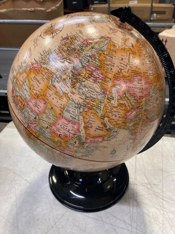 Photo 1 of  World Classic Globe  
