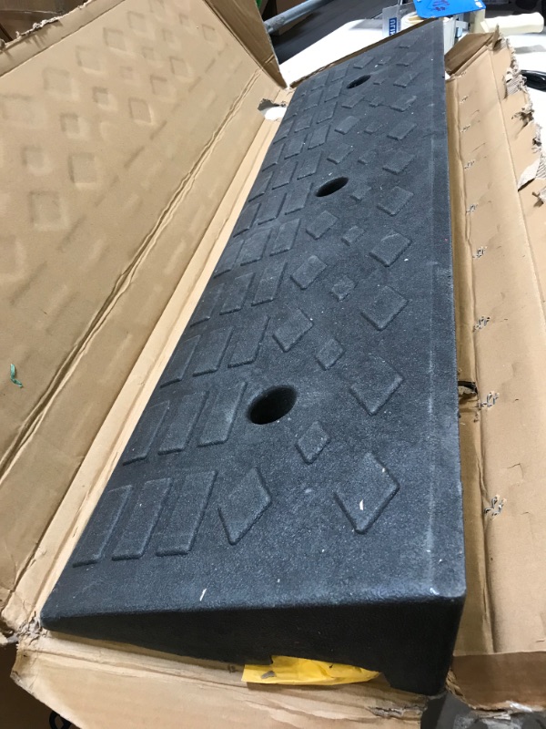 Photo 1 of 3.9" Rise Rubber Curb Ramps Heavy Duty Driveway Curb Ramp 10 Ton Car Slope Ramp for Sidewalk Cars RV Trucks Shed Access Bike Pets Scooter Wheelchair 38.6x9.8x3.9inch (1)