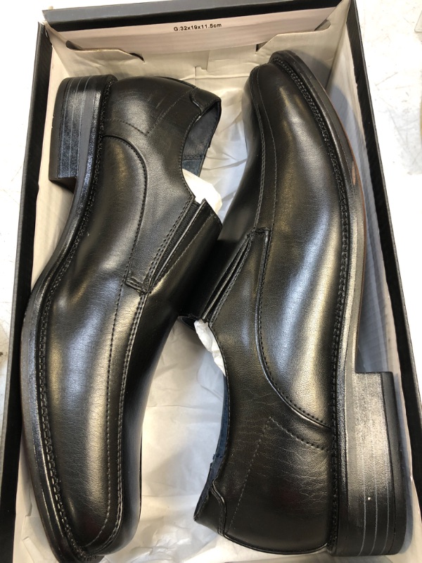 Photo 1 of BLACK MENS DRESS SHOES SIZE 9.5