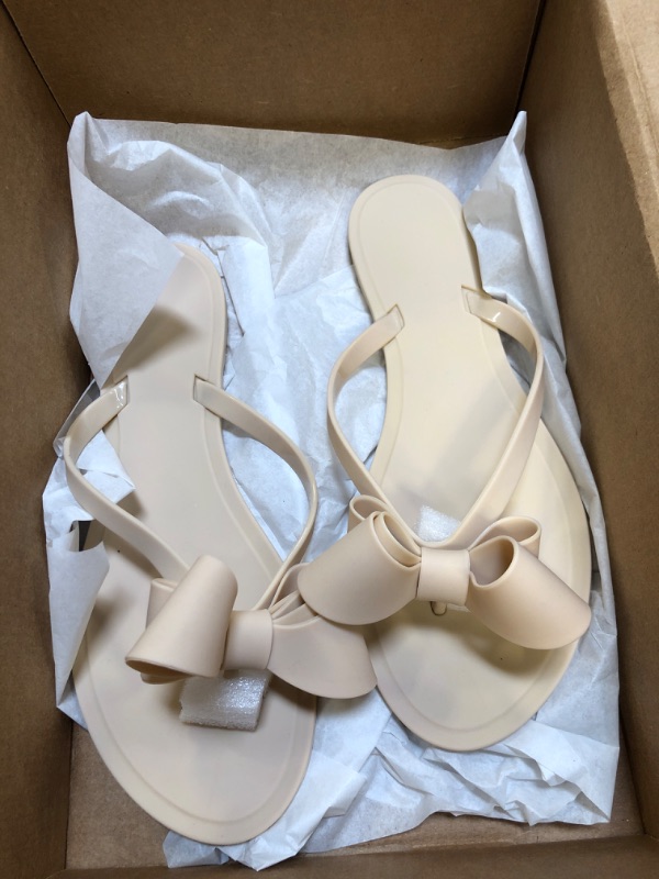 Photo 1 of BEIGE SANDALS SIZE 8