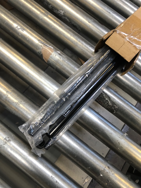 Photo 1 of Set of 4 Rear Window Glass and Tailgate Lift Support Gas Struts Spring for Chevrolet Trailblazer GMC Envoy Oldsmobile Saab Isuzu Buick