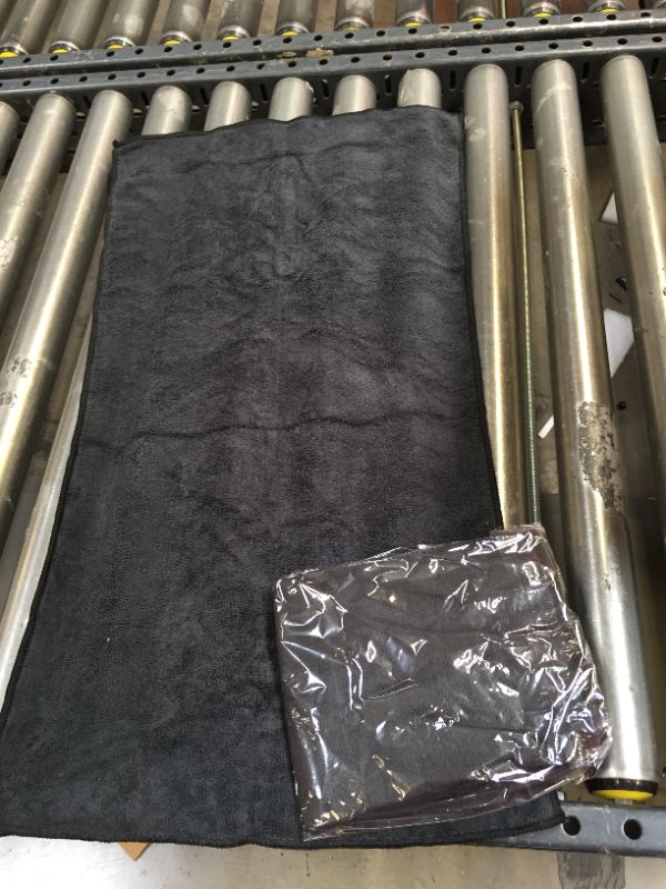 Photo 1 of 2-PACK Microfiber towels , Black