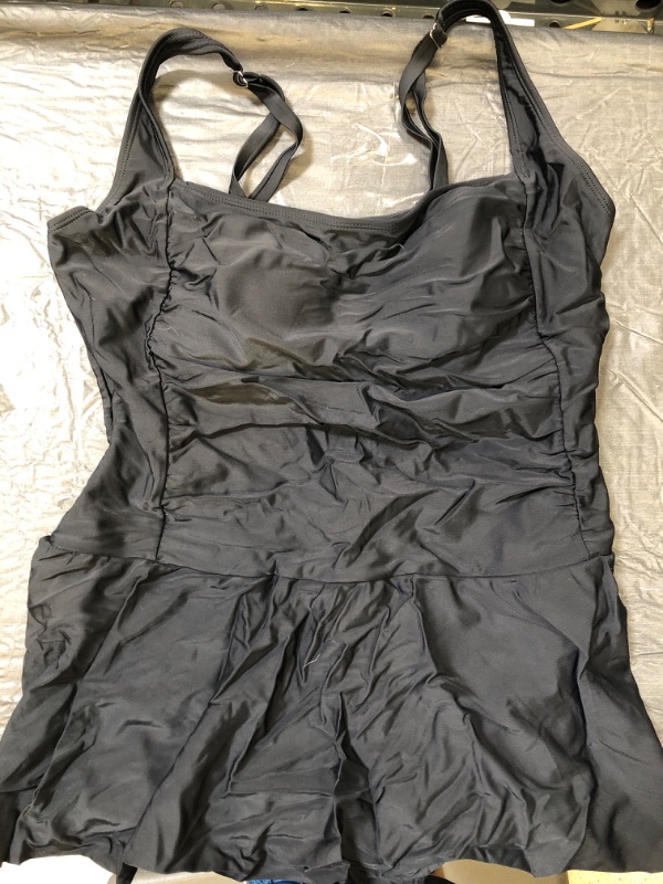 Photo 2 of Aleumdr Womens Vintage Tummy Control One Piece Swimsuits Swimdress Push up Swimwear Bathing Suits XX-Large Black
