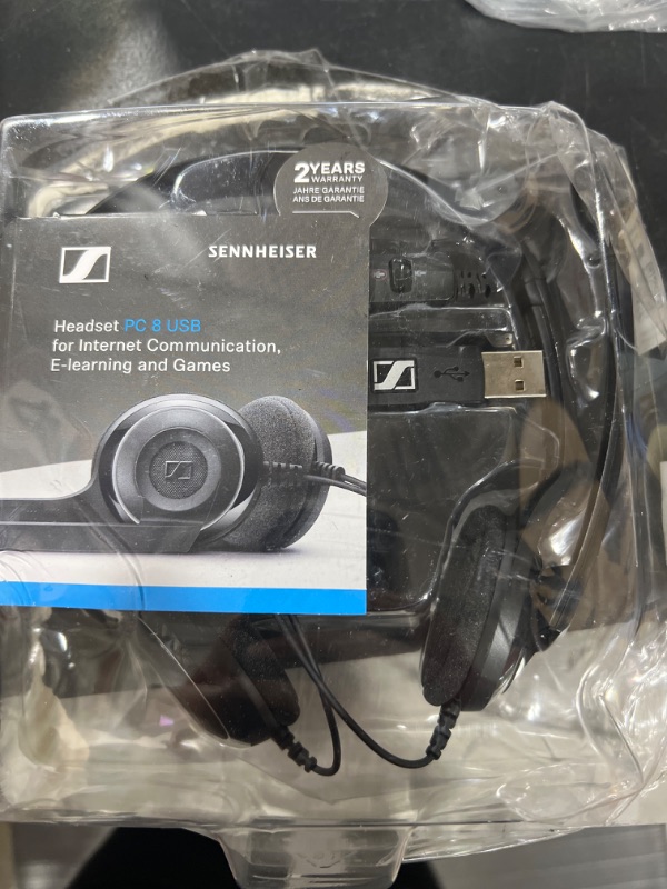 Photo 2 of EPOS Consumer Audio Sennheiser PC 8 USB - Stereo USB Headset for PC and MAC with In-line Volume and Mute Control, Black, Small 1 Count (Pack of 1) Headset