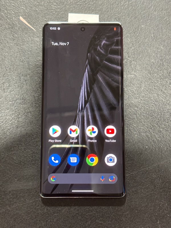 Photo 3 of Google Pixel 7 Pro - 5G Android Phone - Unlocked Smartphone with Telephoto/Wide Angle Lens, and 24-Hour Battery - 128GB - Obsidian 128 GB Phone Only Obsidian