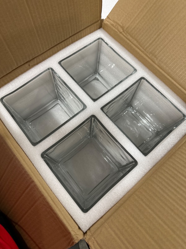 Photo 2 of 4 Pieces Cube Glass Vase Square Glass Cube Vase 6 x 6 x 6 Inch Clear Decorative Glass Cubes Clear Elegant Floral Accent Container Floating Candle Holders for Flower Planter Wedding Centerpieces