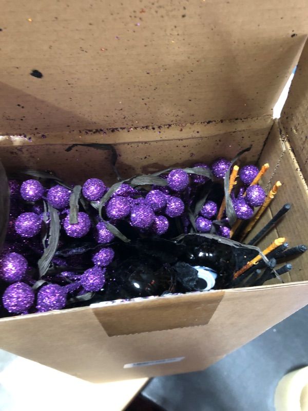 Photo 1 of 20 Pcs Halloween Artificial Branches Picks Stems Glitter Fake Twig Bush Berries Faux Twig Eyeball Stems for Halloween Gothic Party Haunted House Table Vases Centerpiece Home Decor Supplies (Spooky)
