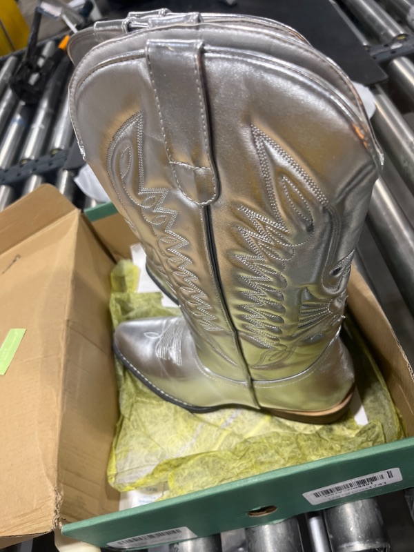 Photo 3 of IUV Cowboy Boots For Women Pointy Toe Women's Western Boots Cowgirl Boots 8.5 B-silver --- SIZE 8.5