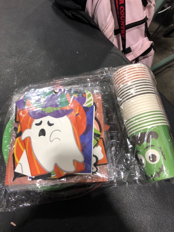 Photo 1 of 105 pcs Halloween cups, plates, napkins, and decor