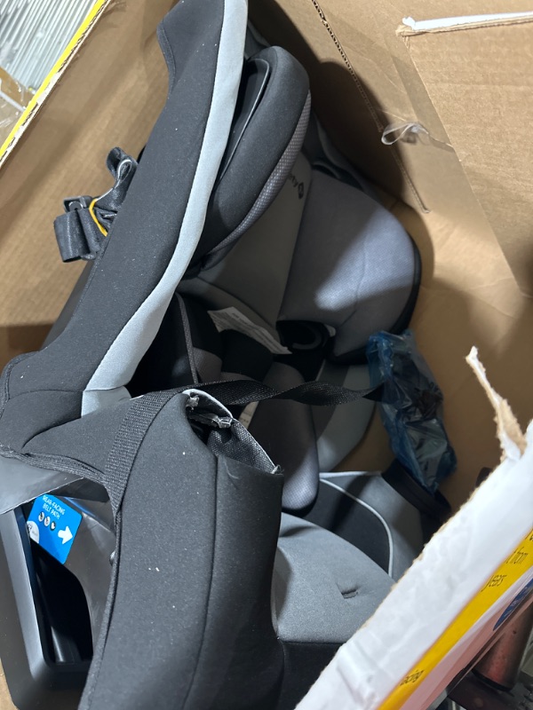 Photo 2 of Safety 1st TriMate All-in-One Convertible Car Seat, All-in-one Convertible with Rear-Facing, Forward-Facing, and Belt-Positioning Booster, High Street