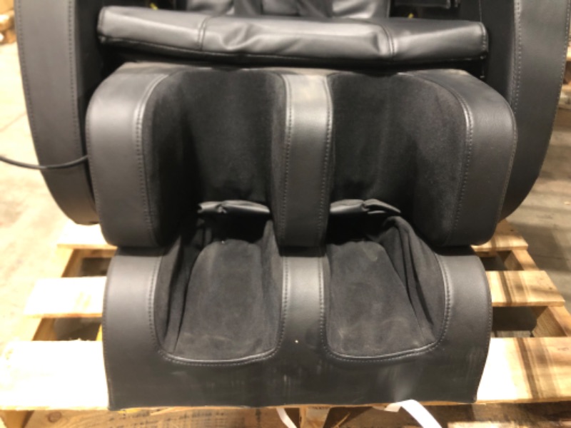 Photo 5 of Favor-MM350 Black Recliner w/ Zero Gravity Full Body Air Pressure, Bluetooth, Heat, Foot Roller Massage Chair
