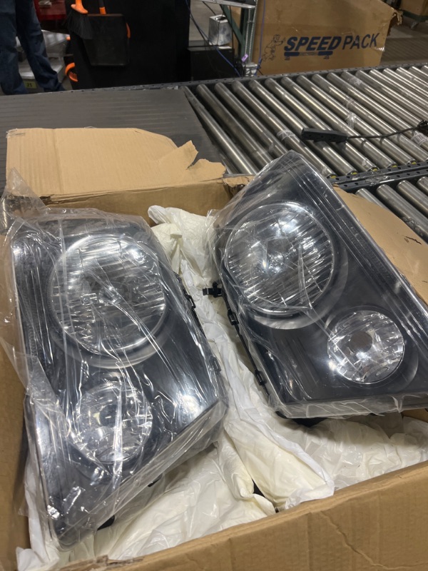 Photo 1 of [Halogen Model] Factory Style Headlights Assembly Compatible with Ford F150 Lincoln Mark LT 2004-2008, Driver and Passenger Side, Black Housing Clear Lens OE Style Black