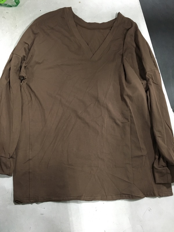 Photo 1 of (L) Women's Long Sleeve V-Neck Shirt w/ Pants with Pockets