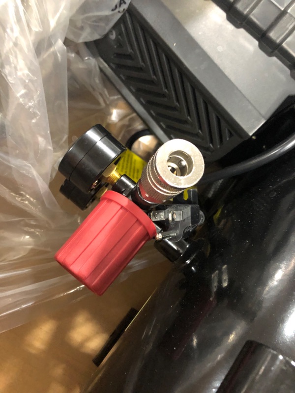 Photo 4 of 8G 150 PSI Hotdog Air Compressor