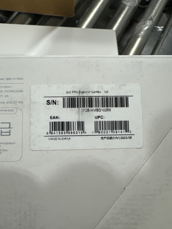 Photo 1 of DJI FPV Explorer Combo (Goggles Integra), Immersive Flight Experience, 4K/60fps Super-Wide 150° FOV, 10km HD Low-Latency Video Transmission, Emergency Brake and Hover, First-Person View Drone