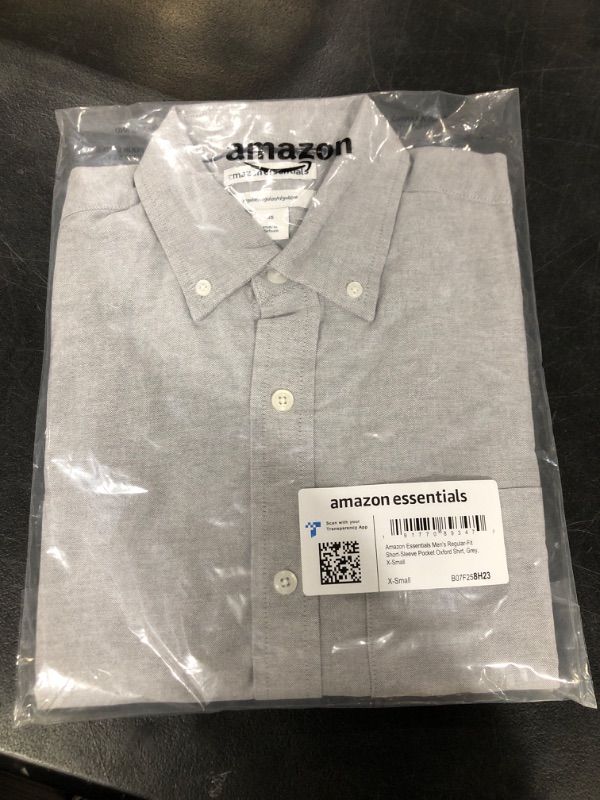 Photo 2 of Amazon Essentials Men's Regular-Fit Short-Sleeve Pocket Oxford Shirt X-Small Grey
