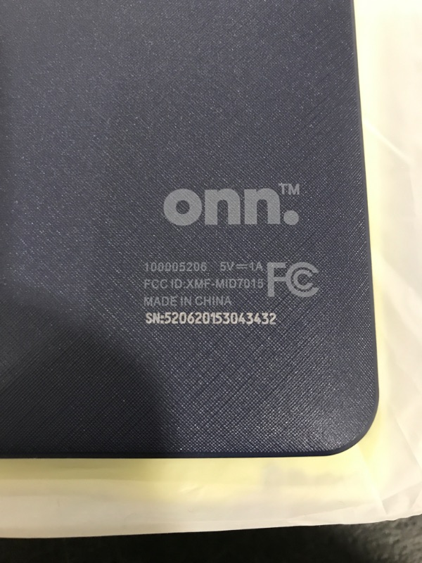 Photo 4 of ONN 100005206 Surf Tablet 7" 16GB Android - Navy Blue