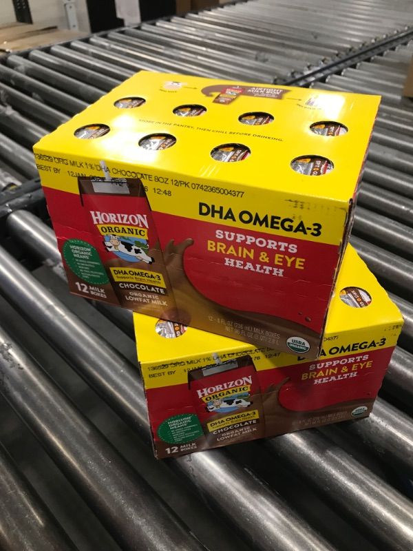 Photo 2 of 2 Pack - Horizon Organic Shelf-Stable 1% Low Fat milk Boxes with DHA Omega-3, Chocolate, 8 Fl Oz (Pack of 12) - BEST BY 01/12/2024
