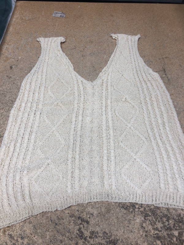 Photo 1 of Casual V neck sleeveless knit new in 2023 apricot (small)