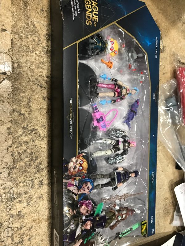 Photo 2 of League of Legends, Dual Cities Pack w/ Exclusive Jinx, Heimerdinger, Vi, Caitlyn, and Ekko, 4-Inch Collectible Figures, Accessories, Ages 12 and Up 5-pack [Include Exclusive Character]