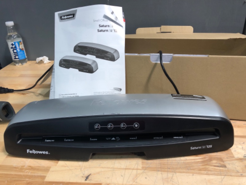 Photo 6 of ***USED BUT LIKE NEW****

Fellowes Laminator Saturn3i 125, 12.5 inch, Rapid 1 Minute Warm-Up