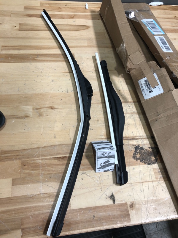 Photo 2 of ***NEW***

TRICO Diamond 28 Inch & 14 inch pack of 2 High Performance Automotive Replacement Windshield Wiper Blades For My Car (25-2814), Easy DIY Install & Superior Road Visibility 28" + 14" Pair Pack