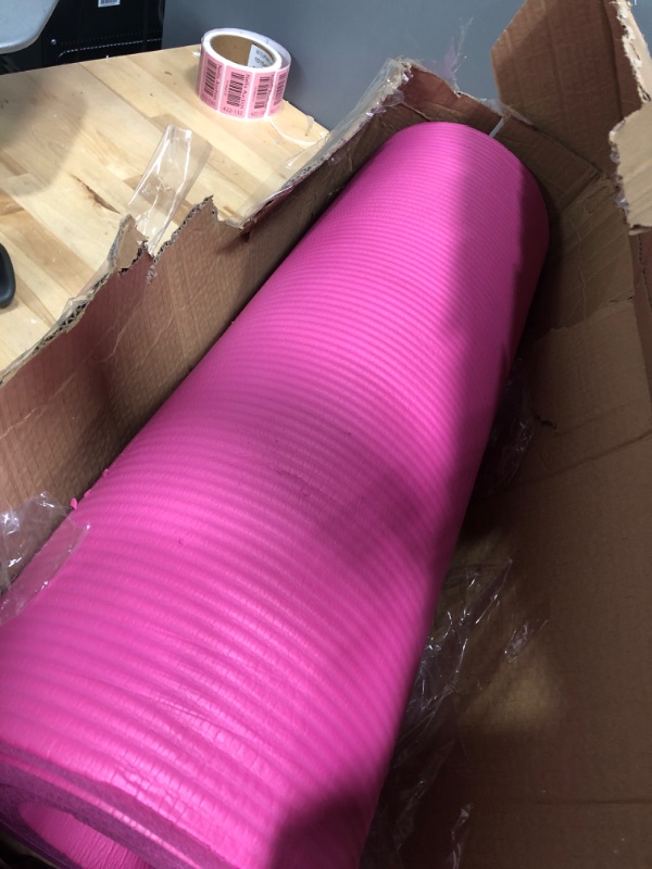 Photo 3 of ***MINOR SCRATCHES SEE PHOTOS***
Amazon Basics 1/2-Inch Extra Thick Exercise Yoga Mat Pink Yoga Mat