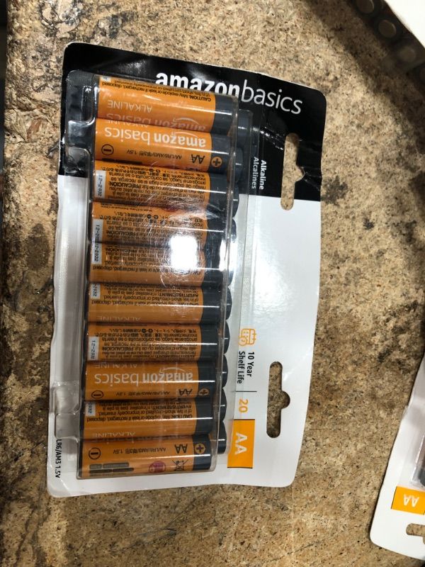 Photo 2 of Amazon Basics 20 Pack AA Alkaline Batteries - Blister Packaging 20 Count (Pack of 1)