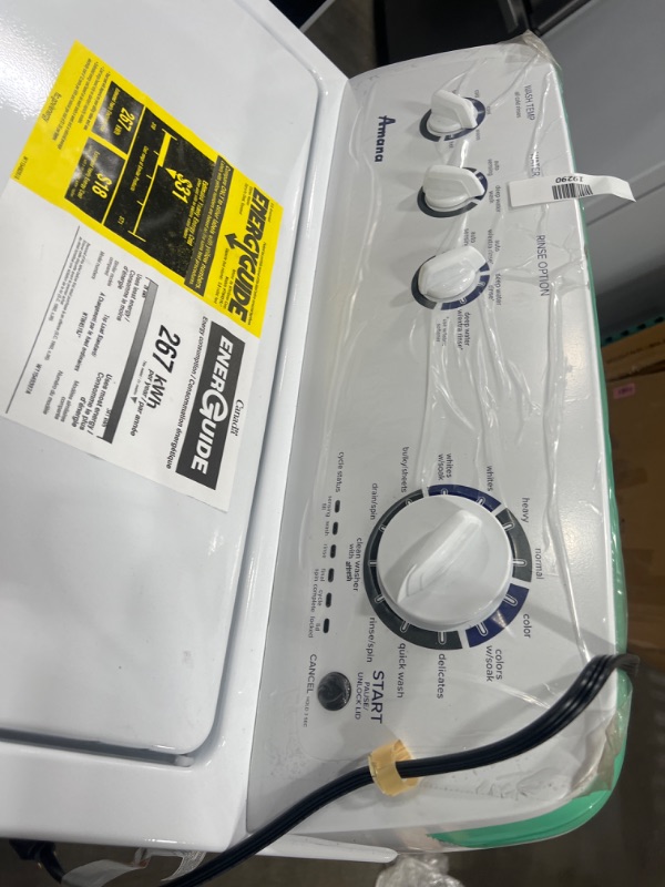 Photo 5 of Amana 3.8-cu ft High Efficiency Agitator Top-Load Washer (White)