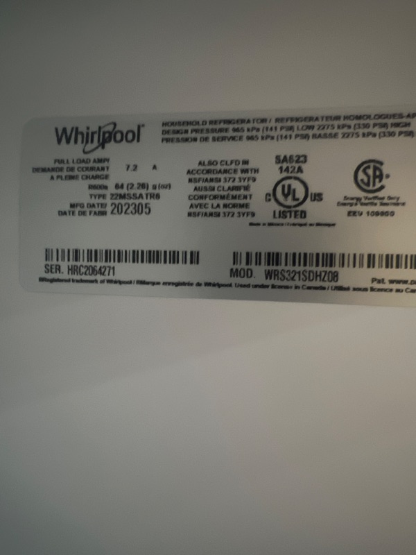 Photo 7 of Whirlpool 21.4-cu ft Side-by-Side Refrigerator with Ice Maker (Fingerprint Resistant Stainless Steel)