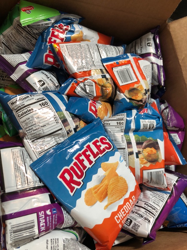 Photo 2 of Frito-Lay Ruffles & Doritos Bold Mix Variety Pack, 40 Pack?