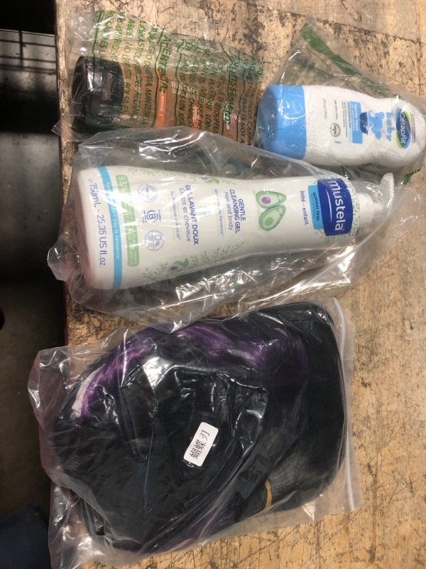 Photo 1 of 4 PIECE BEAUTY BUNDLE