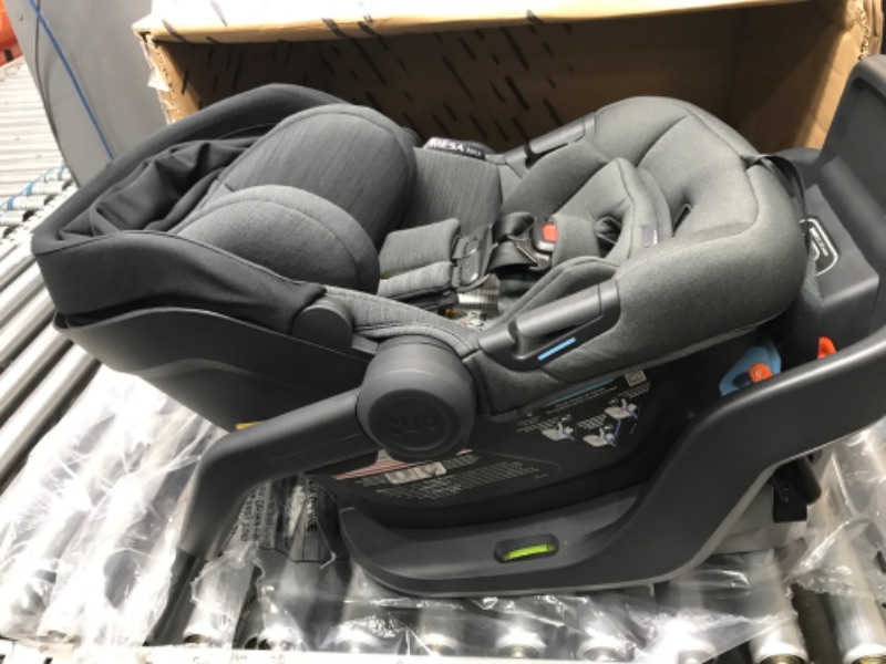 Photo 4 of [READ NOTES]
PIPPA  Mesa MAX Puretech Greyson Infant Car Seat
