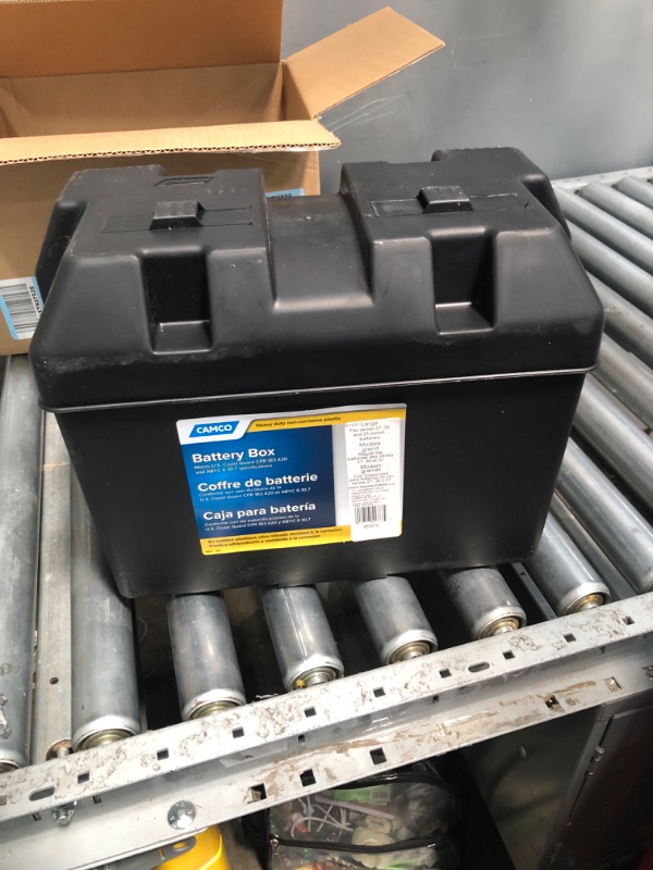 Photo 2 of Camco Large Battery Box with Straps and Hardware - Group 27, 30, 31 |Safely Stores RV, Automotive, and Marine Batteries | Measures Inside 7-1/4" x 13-1/4" x 8-5/8" | (55373) Frustration Free Packaging Large Battery Box