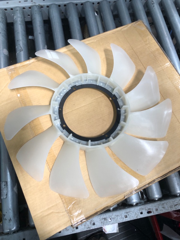 Photo 2 of Dorman 620-141 Engine Cooling Fan Blade Compatible with Select Ford / Lincoln / Mercury Models